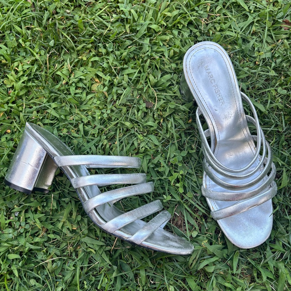 Marc Fisher Metallic Silver Strappy block Heel mule sandals size 10